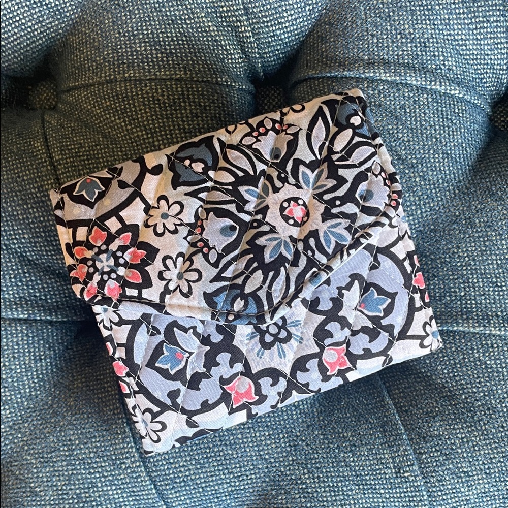 Vera Bradley wallet